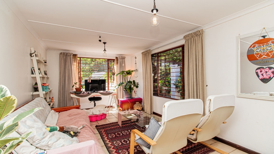 5 Bedroom Property for Sale in The Island Western Cape